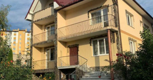 Будинок для людей похилого віку 